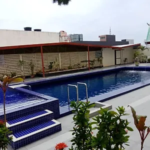 Red Rock Penang Отель